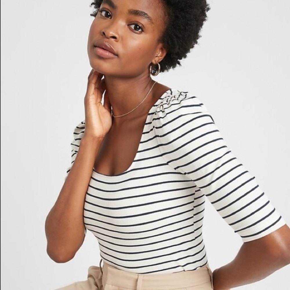 BR Factory Ribbed Square Neck Top